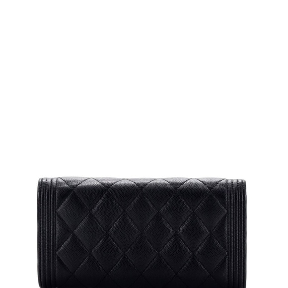 CHANEL Caviar Black/Gold Boy Wallet - Picture 4 of 9